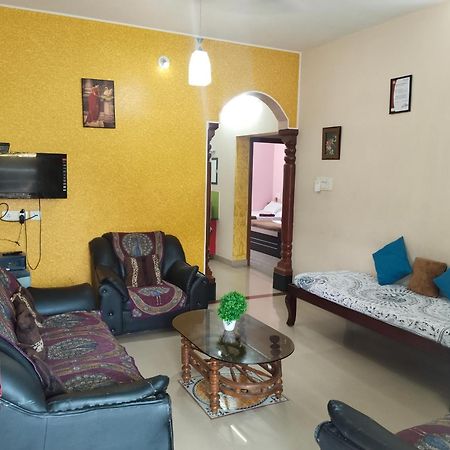 Maanyatha Home Stay Manipal Luaran gambar