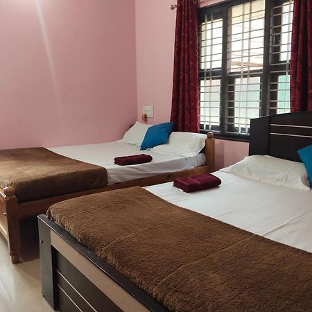 Maanyatha Home Stay Manipal Luaran gambar