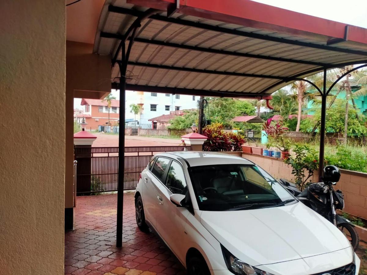 Maanyatha Home Stay Manipal Luaran gambar