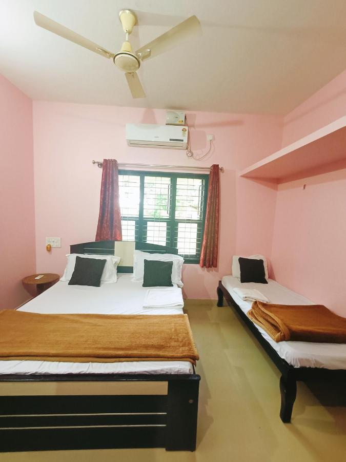 Maanyatha Home Stay Manipal Luaran gambar