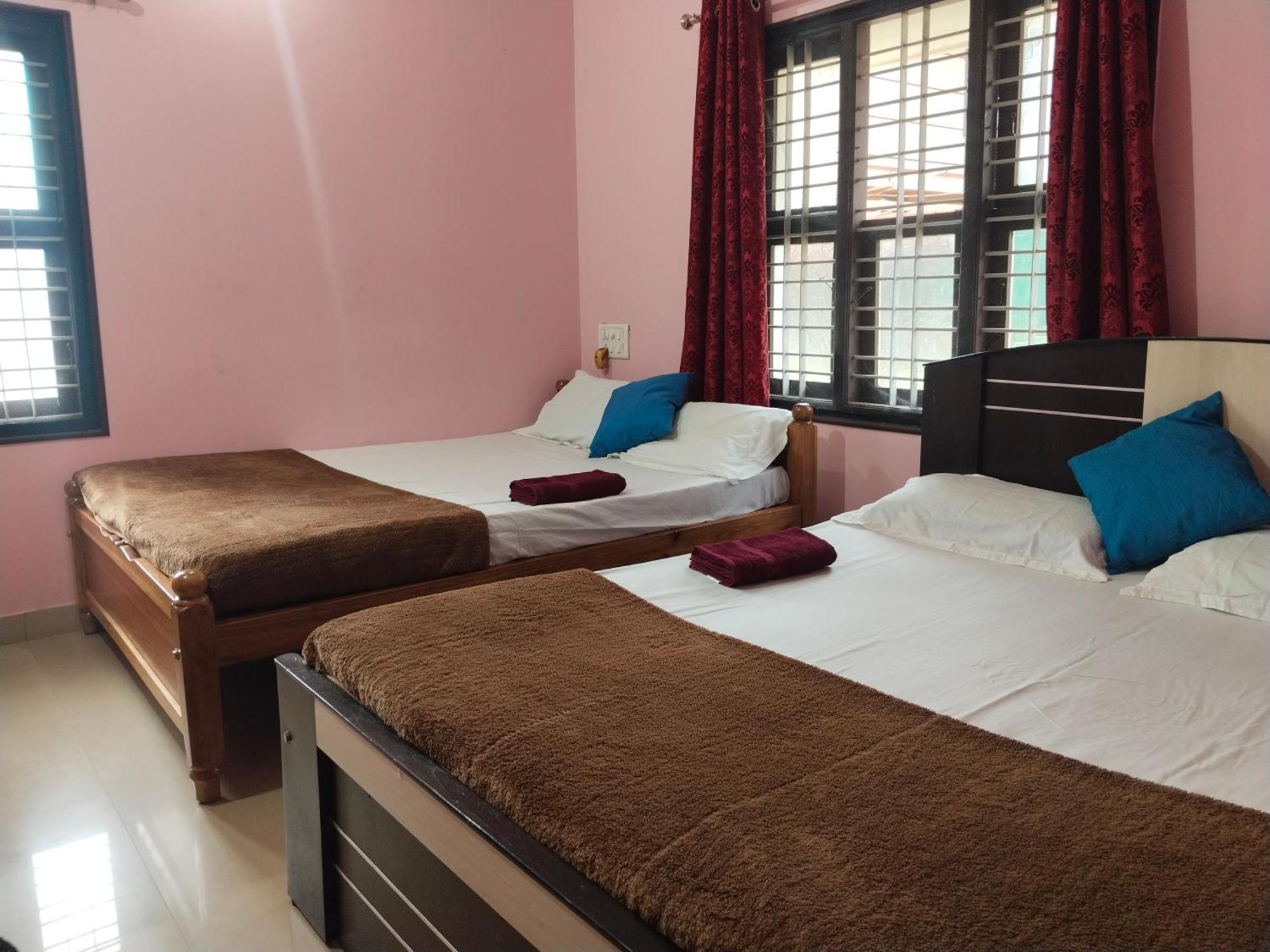 Maanyatha Home Stay Manipal Luaran gambar