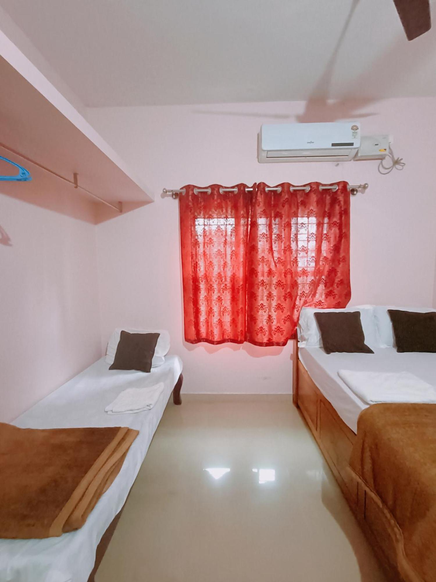 Maanyatha Home Stay Manipal Bilik gambar